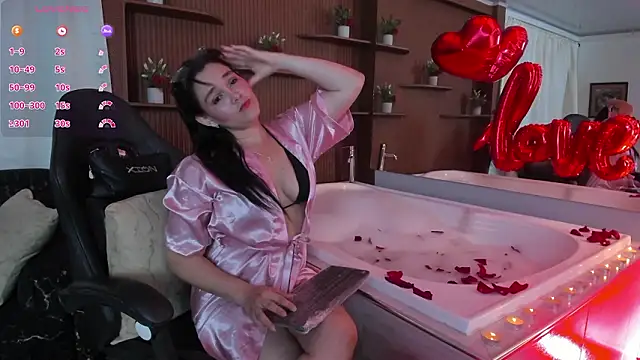 Astrid williams online show from February 15, 2026, 3:03 am