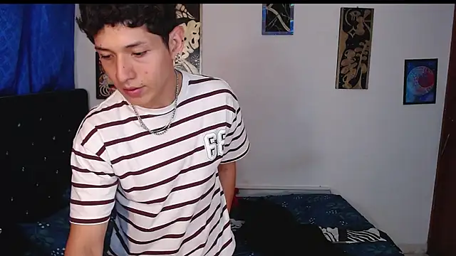 Snapshot of yorsamm_smit chatting on March 15, 2026, 12:27 am yorsamm smit online show from March 15, 2026, 12:27 am