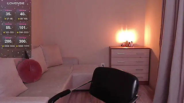 lia hetty online show from January 7, 2025, 3:23 pm