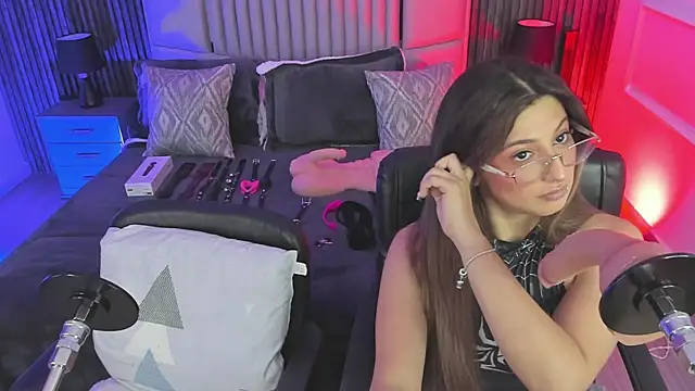 Ariablakee online show from April 11, 2026, 5:34 am