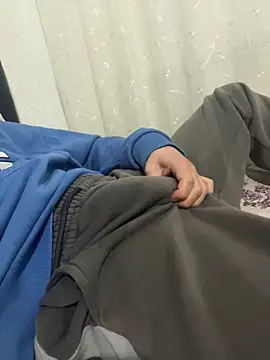 Kdkdndndxnxn online show from April 3, 2026, 8:40 pm