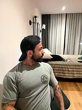 miniman99 online show from January 6, 2026, 12:36 am