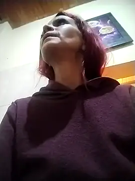 cintia love online show from February 7, 2026, 8:23 pm