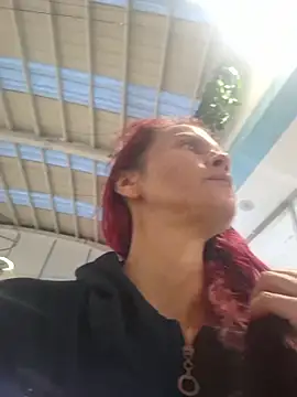 cintia love online show from March 3, 2026, 11:10 pm