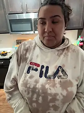 Angeliccreamyrican online show from March 14, 2026, 4:18 am