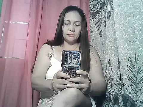 prettymomma24xx online show from March 24, 2026, 10:15 pm