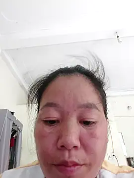 donaaa2 online show from April 18, 2026, 1:20 am