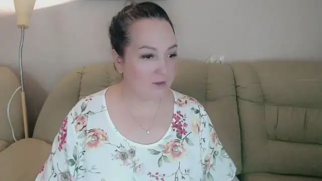 infinity loveliness online show from October 11, 2025, 8:02 am