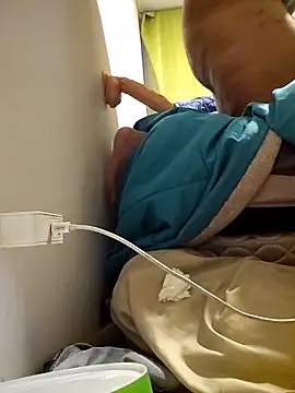 xxxch3o online show from March 25, 2026, 11:11 pm