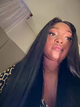 Snapshot of Soler_magnet chatting on February 17, 2026, 8:37 pm Soler magnet online show from February 17, 2026, 8:37 pm