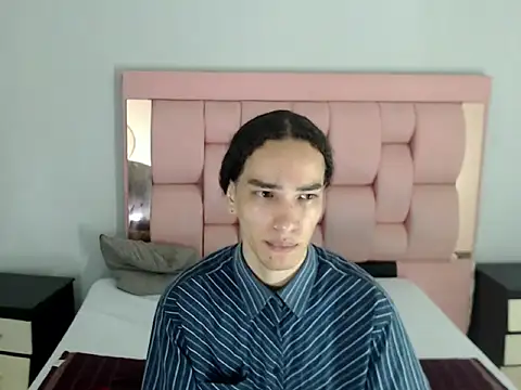 sora jun online show from March 28, 2026, 12:49 pm