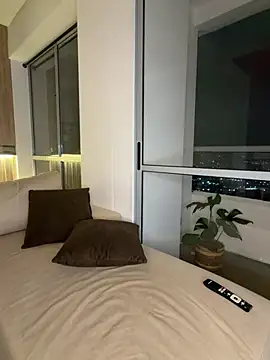 karymoron online show from April 11, 2026, 7:45 am