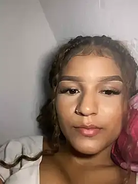 Snapshot of MelodyRouse chatting on July 16, 2026, 1:55 am MelodyRouse online show from July 16, 2026, 1:55 am