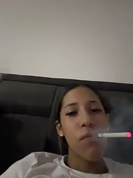 Snapshot of vicky_bass_ chatting on May 16, 2026, 11:36 pm vicky bass online show from May 16, 2026, 11:36 pm