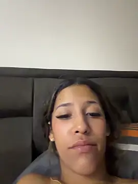 Snapshot of vicky_bass_ chatting on May 19, 2026, 1:11 am vicky bass online show from May 19, 2026, 1:11 am