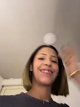 Snapshot of vicky_bass_ chatting on June 6, 2026, 1:21 am vicky bass online show from June 6, 2026, 1:21 am