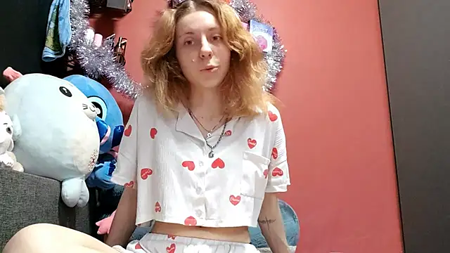 Snapshot of TiaraHenegan chatting on January 9, 2026, 7:22 am TiaraHenegan online show from January 9, 2026, 7:22 am