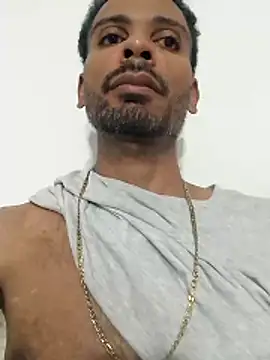 Snapshot of moreno_alpha_br chatting on January 5, 2026, 11:19 pm moreno alpha br online show from January 5, 2026, 11:19 pm