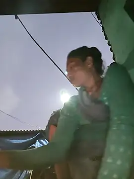 lodhi8080 online show from February 13, 2026, 1:07 pm