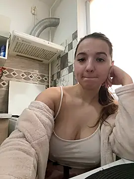 OutsiderMuse online show from February 16, 2026, 12:01 pm