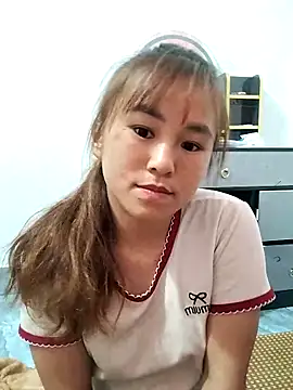 Snapshot of Sexy-girl123 chatting on March 31, 2026, 12:23 am Sexy-girl123 online show from March 31, 2026, 12:23 am