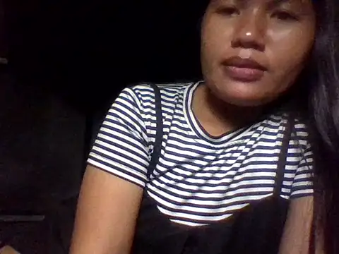 Snapshot of sweetprinces08 chatting on February 19, 2026, 7:15 am sweetprinces08 online show from February 19, 2026, 7:15 am