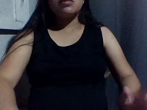 sweetprinces08 online show from April 9, 2026, 11:48 am