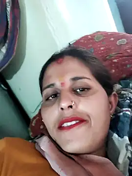 Snapshot of Bhavna8080 chatting on June 17, 2026, 5:21 am Bhavna8080 online show from June 17, 2026, 5:21 am
