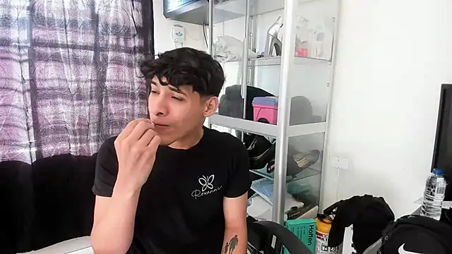 MaxStar26 online show from January 15, 2026, 1:16 pm