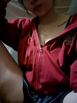 Snapshot of Comebaby-077 chatting on March 6, 2026, 1:13 am Comebaby-077 online show from March 6, 2026, 1:13 am