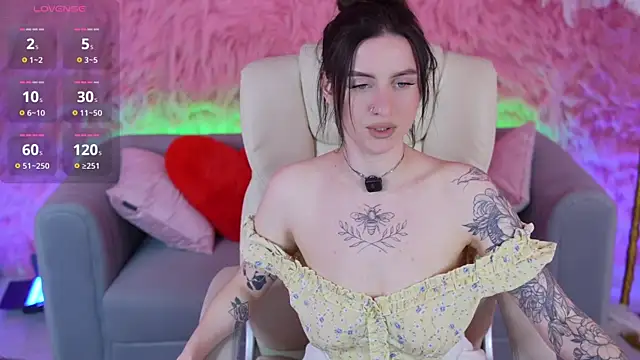 Snapshot of AlexaFleur chatting on March 22, 2026, 8:12 pm AlexaFleur online show from March 22, 2026, 8:12 pm