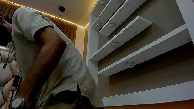 Snapshot of james__walsh chatting on February 2, 2026, 7:45 pm james walsh online show from February 2, 2026, 7:45 pm