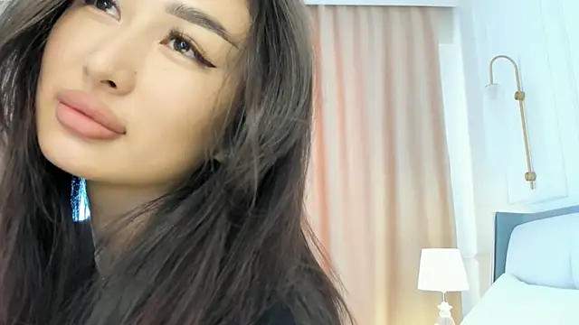Snapshot of SayokoMia_S chatting on June 21, 2026, 9:23 am SayokoMia S online show from June 21, 2026, 9:23 am
