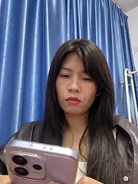 Snapshot of Miss_me29 chatting on March 18, 2026, 4:26 am Miss me29 online show from March 18, 2026, 4:26 am