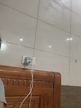 Liness101 online show from April 11, 2026, 2:49 am