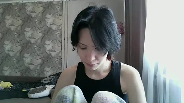 Snapshot of LxayBloom chatting on February 6, 2026, 9:34 am LxayBloom online show from February 6, 2026, 9:34 am