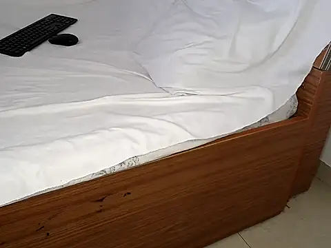 sids2891 online show from April 11, 2026, 6:18 am