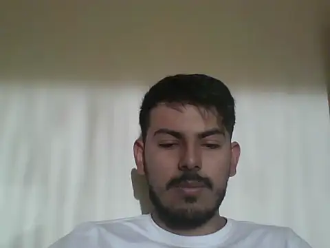Snapshot of Mateotubbe chatting on July 13, 2026, 10:12 pm Mateotubbe online show from July 13, 2026, 10:12 pm