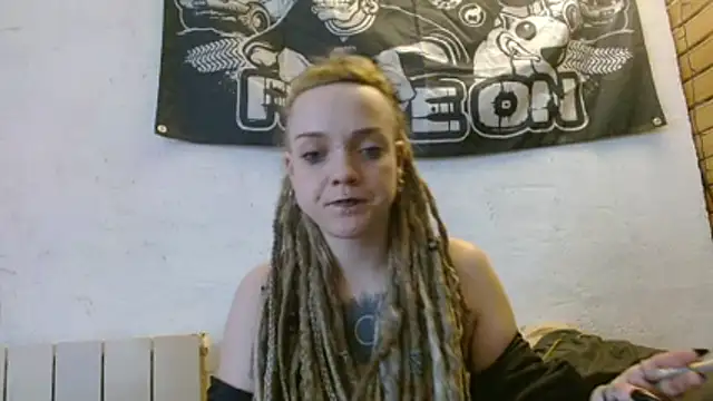 spiralhokkaido23 online show from February 3, 2026, 1:27 pm