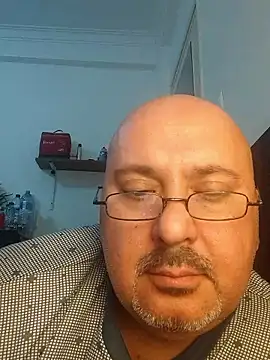 Snapshot of Paulopess chatting on January 10, 2026, 9:05 pm Paulopess online show from January 10, 2026, 9:05 pm