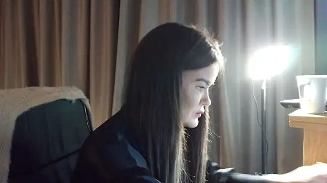 ScottishIvy online show from February 9, 2026, 4:22 pm