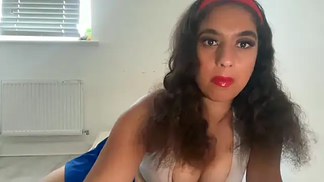 Snapshot of fayfay21@xh chatting on June 14, 2026, 4:31 pm fayfay21xh online show from June 14, 2026, 4:31 pm
