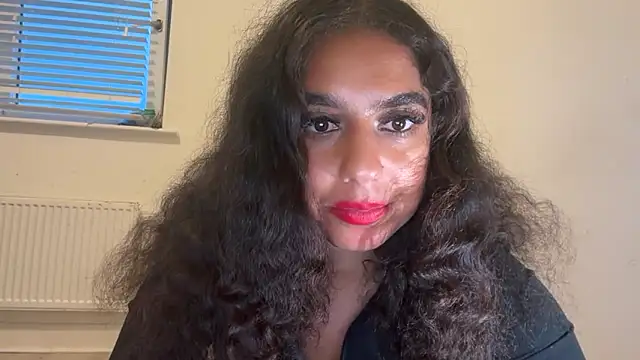 Snapshot of fayfay21@xh chatting on June 15, 2026, 8:33 pm fayfay21xh online show from June 15, 2026, 8:33 pm