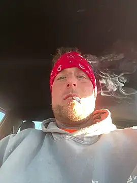 WIDBIGWHITECOCK online show from April 8, 2026, 10:21 pm