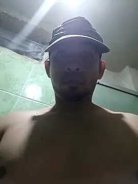 paladito01 online show from March 28, 2026, 4:01 am