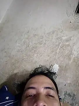 paladito01 online show from March 31, 2026, 9:04 pm