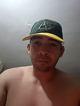 paladito01 online show from April 18, 2026, 6:17 am