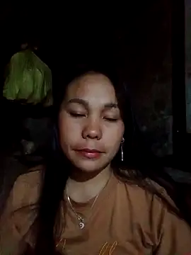 vanvan005 online show from February 5, 2026, 12:21 pm