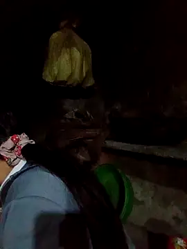 vanvan005 online show from March 2, 2026, 12:01 pm