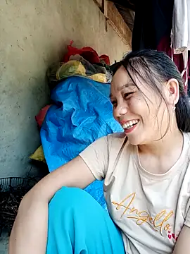 vanvan005 online show from May 15, 2026, 11:01 pm